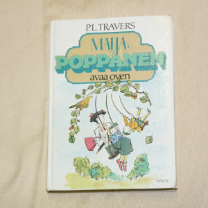 P.L. Travers Maija Poppanen avaa oven